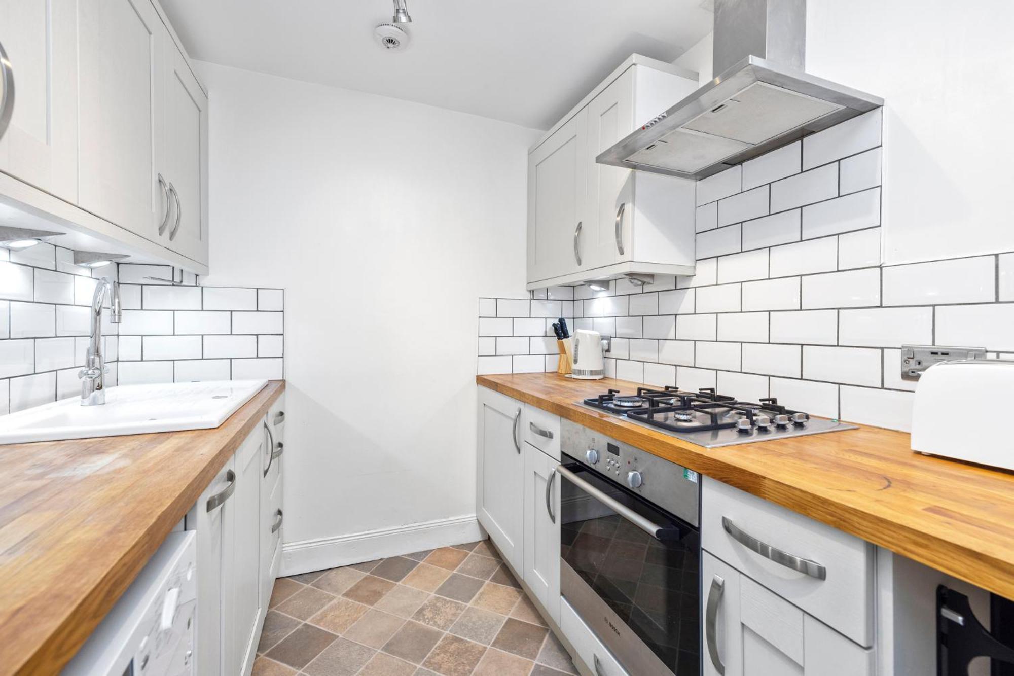 Joivy Modern Flat In City Centre - For Up To 3 Guests Appartement Edinburgh Buitenkant foto